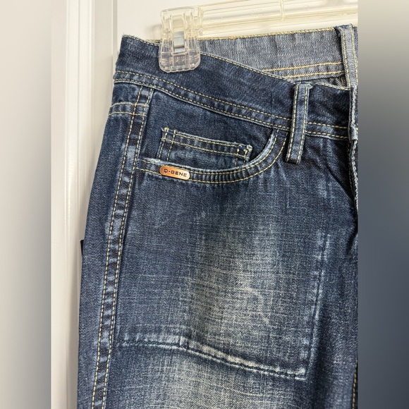 NWT QG Q-Gene Womens Zoey Bootcut Leg Dark Wash Distressed Denim Size 24 - Picture 3 of 12